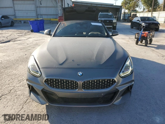 2020 BMW Z4 sDriveM40i z VIN WBAHF9C0XLWW63754, wystawiony jako Copart lot #82302734 z przebiegiem 28 156 mil mil oraz Szkody całkowita. Historia ofert i sprzedaży dostępna na DreamBid. Obrazek 5.