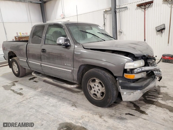 2000 Chevrolet Silverado 1500 LS with VIN 1GCEC19T8YZ113332, listed as a Copart auction lot 44770385 with 0 mi miles and Salvage Title. Bid and sale history available at carsss.com. Image 4.