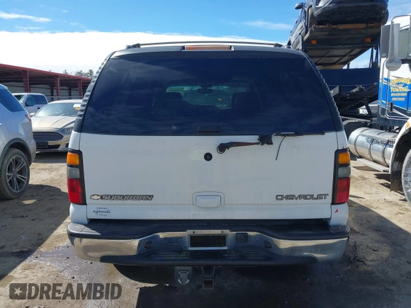 2005 Chevrolet Suburban Z71 with VIN 3GNFK16Z05G283414, listed as a IAAI auction lot 41656483 with 185,501 mi miles. Bid and sale history available at carsss.com. Image 17.