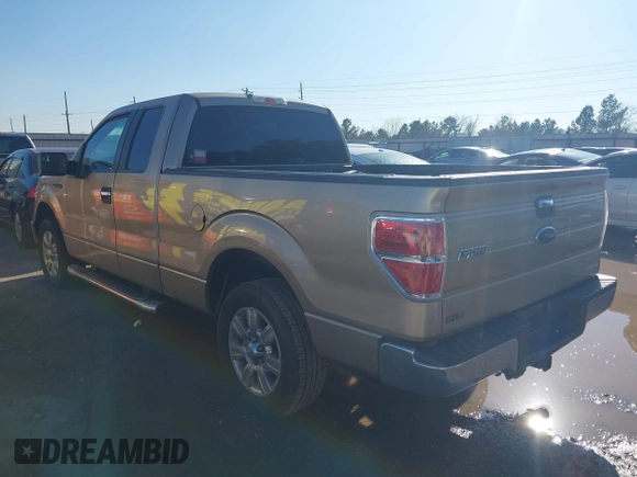 2011 Ford F-150 XL with VIN 1FTEX1CMXBFA24456, listed as a IAAI auction lot 41646554 with 156,076 mi miles. Bid and sale history available at carsss.com. Image 3.