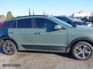 2024 Kia Niro SX Touring with VIN KNDCT3LE5R5125041, listed as a IAAI auction lot 41648337 with 17,438 mi miles. Bid and sale history available at carsss.com. Image 13.