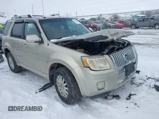 2010 Mercury Mariner Premier with VIN 4M2CN8H72AKJ05699, listed as a IAAI auction lot 41631468 with 205,563 mi miles. Bid and sale history available at carsss.com. Image 1.