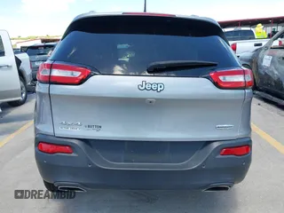 2016 Jeep Cherokee Latitude with VIN 1C4PJMCS1GW300511, listed as a IAAI auction lot 42530739 with 83,097 mi miles and . Bid and sale history available at DreamBid. Image 16.