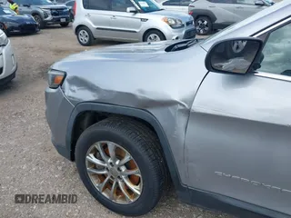 2019 Jeep Cherokee Altitude with VIN 1C4PJLLB5KD151339, listed as a IAAI auction lot 42755601 with 92,878 mi miles and . Bid and sale history available at DreamBid. Image 18.