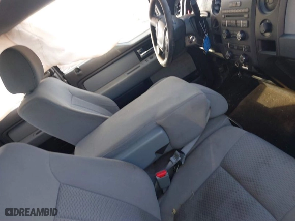 2014 Ford F-150 XL with VIN 1FTEX1CM6EKE29693, listed as a IAAI auction lot 41485667 with 95,296 mi miles. Bid and sale history available at carsss.com. Image 5.