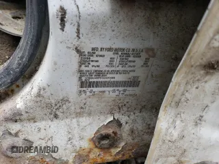 2001 Ford Excursion Limited z VIN 1FMSU43F51EA01083, wystawiony jako Copart lot #47726825 z przebiegiem 343 791 mil mil oraz Szkody całkowita. Historia ofert i sprzedaży dostępna na DreamBid. Obrazek 13.