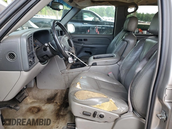 2005 Chevrolet Suburban Z71 with VIN 3GNFK16ZX5G166830, listed as a Copart auction lot 62769755 with 430,459 mi miles and Salvage title. Bid and sale history available at DreamBid. Image 7.
