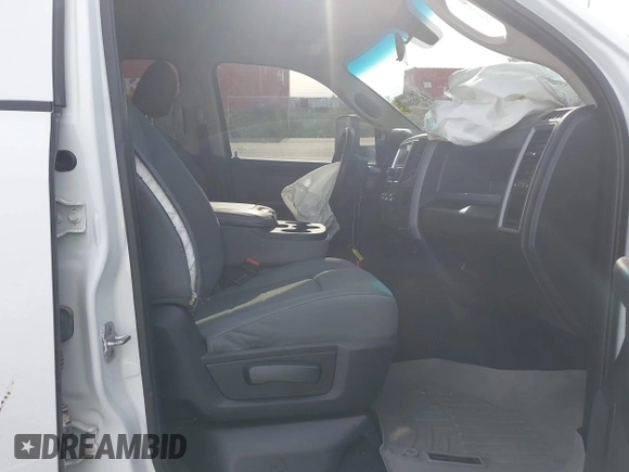 2014 Ram 2500 Tradesman with VIN 3C6UR5HL9EG123521, listed as a IAAI auction lot 42142310 with 95,968 mi miles and . Bid and sale history available at DreamBid. Image 5.