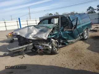 1999 Chevrolet Suburban with VIN 3GNEC16R6XG273420, listed as a Copart auction lot 48165625 with 246,150 mi miles and Salvage Title. Bid and sale history available at carsss.com. Image 1.