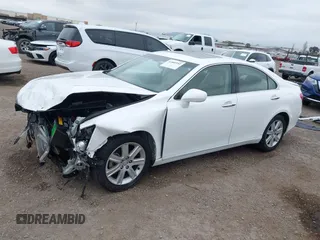 2009 Lexus ES 350 with VIN JTHBJ46G892338439, listed as a IAAI auction lot 41880952 with 90,747 mi miles. Bid and sale history available at carsss.com. Image 15.