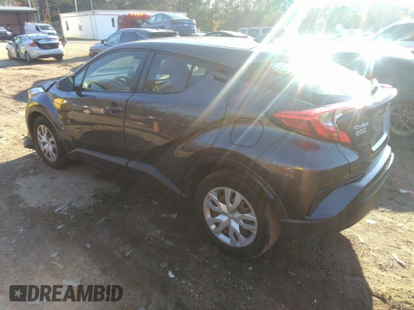 2019 Toyota C-HR XLE with VIN JTNKHMBX3K1034591, listed as a IAAI auction lot 40971538 with 135,200 mi miles. Bid and sale history available at carsss.com. Image 3.
