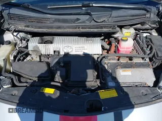 2011 Toyota Prius I with VIN JTDKN3DU5B0249082, listed as a IAAI auction lot 41975588 with 265,207 mi miles. Bid and sale history available at carsss.com. Image 10.