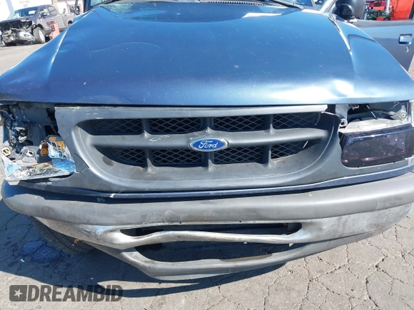 1998 Ford Explorer XL with VIN 1FMZU34X9WZA33714, listed as a IAAI auction lot 42191333 with 283,124 mi miles and . Bid and sale history available at DreamBid. Image 10.