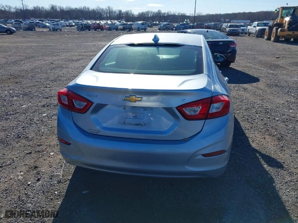 2017 Chevrolet Cruze LT with VIN 1G1BE5SM9H7126005, listed as a IAAI auction lot 41006957 with NaN miles. Bid and sale history available at carsss.com. Image 16.
