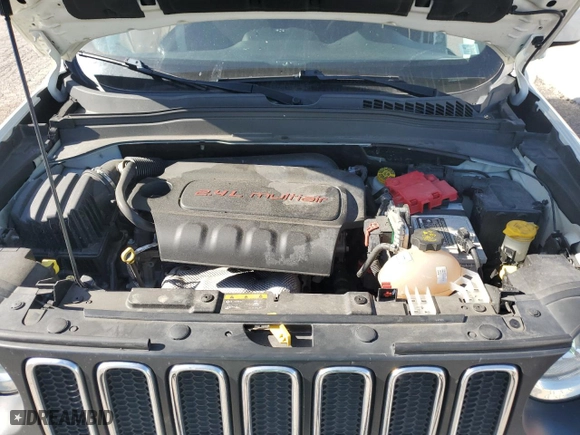 2018 Jeep Renegade Latitude with VIN ZACCJBBBXJPG96723, listed as a Copart auction lot 67738034 with 66,612 mi miles and Salvage Title. Bid and sale history available at carsss.com. Image 13.