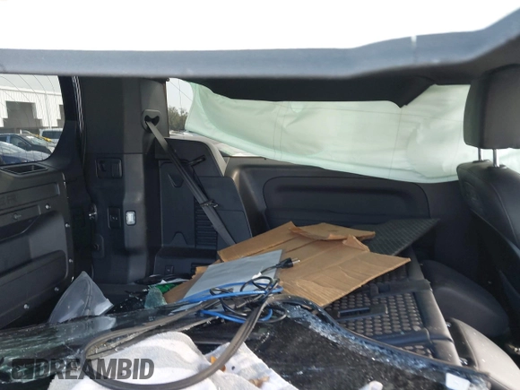 2022 Land Rover Defender с VIN SALEY6RU3N2094502, выставлен на аукционе IAAI как лот 41441167 с пробегом 28 610 миль миль и . История ставок и продаж доступна на DreamBid. Изображение 8.