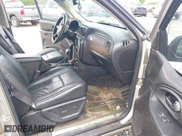 2006 Chevrolet TrailBlazer LS with VIN 1GNDS13S062218295, listed as a IAAI auction lot 42155383 with 237,179 mi miles and . Bid and sale history available at DreamBid. Image 5.
