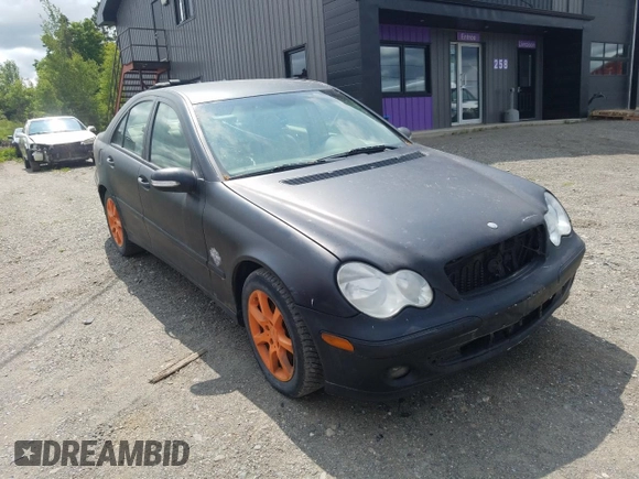 2005 Mercedes-Benz C 240 z VIN WDBRF81J75F626479, wystawiony jako Copart lot #58505095 z przebiegiem Nie podano mil oraz Szkoda całkowita • Salvage title. Historia ofert i sprzedaży dostępna na DreamBid. Obrazek 4.