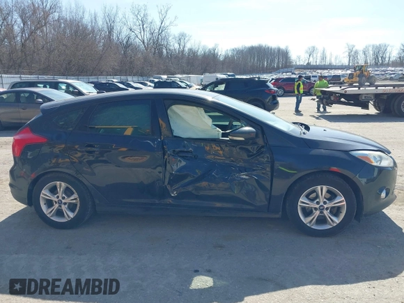 2013 Ford Focus SE with VIN 1FADP3K24DL365417, listed as a IAAI auction lot 41792235 with 187,607 mi miles. Bid and sale history available at carsss.com. Image 13.