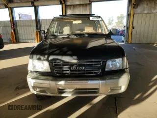 2000 Isuzu Trooper S with VIN JACDJ58X2Y7J03502, listed as a Copart auction lot 41897665 with 183,081 mi miles and Clean title. Bid and sale history available at DreamBid. Image 5.