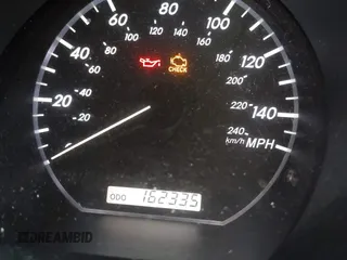2006 Lexus RX 330 with VIN 2T2HA31U46C090833, listed as a IAAI auction lot 41884524 with 162,335 mi miles. Bid and sale history available at carsss.com. Image 7.