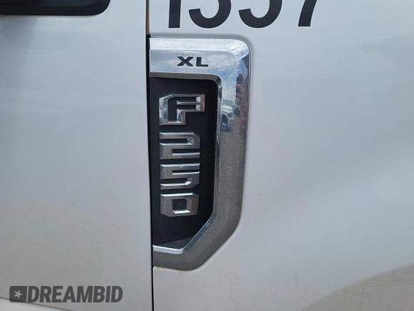 2019 Ford F-250 XL with VIN 1FT7W2B6XKEG23822, listed as a IAAI auction lot 42726903 with 178,569 mi miles and . Bid and sale history available at DreamBid. Image 24.