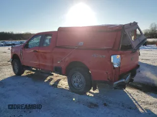 2024 Ford F-250 XL with VIN 1FT7X2BA2REE75404, listed as a Copart auction lot 88600105 with 5,946 mi miles and Salvage title. Bid and sale history available at DreamBid. Image 2.