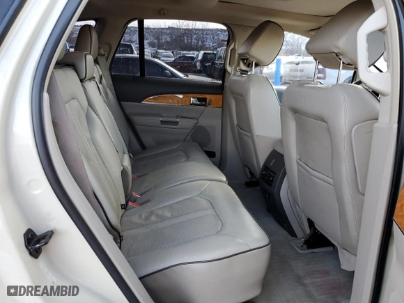 2014 Lincoln MKX with VIN 2LMDJ6JKXEBL17131, listed as a Copart auction lot 41811194 with 141,200 mi miles and Clean Title. Bid and sale history available at carsss.com. Image 11.