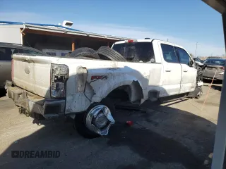 2024 Ford F-350 XL z VIN 1FT8W3DM3REE71074, wystawiony jako Copart lot #47314135 z przebiegiem 24 427 mil mil oraz Szkoda całkowita • Salvage title. Historia ofert i sprzedaży dostępna na DreamBid. Obrazek 3.