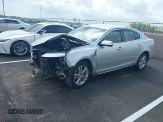 2010 Lincoln MKS с VIN 1LNHL9DR9AG616257, выставлен на аукционе IAAI как лот 41953159 с пробегом 143 308 миль миль и . История ставок и продаж доступна на DreamBid. Изображение 2.