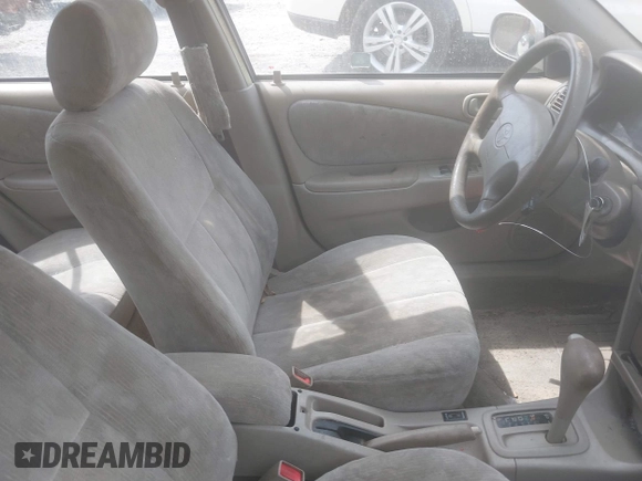 2000 Toyota Corolla VE with VIN 2T1BR12E2YC319804, listed as a IAAI auction lot 41895787 with 160,985 mi miles and . Bid and sale history available at DreamBid. Image 5.