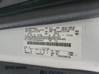 2015 Ford Transit Cargo z VIN 1FTNR1YM7FKB03812, wystawiony jako Copart lot #56453835 z przebiegiem 139 412 mil mil oraz Czysty tytuł • Clean title. Historia ofert i sprzedaży dostępna na DreamBid. Obrazek 13.