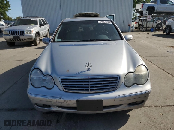2004 Mercedes-Benz C 240 с VIN WDBRF61J54A616985, выставлен на аукционе Copart как лот 51959845 с пробегом 128 364 миль миль и Списание • Salvage title. История ставок и продаж доступна на DreamBid. Изображение 5.