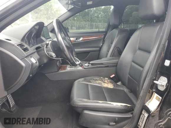 2011 Mercedes-Benz C 300 Sport with VIN WDDGF8BB5BR169039, listed as a Copart auction lot 55776335 with 167,345 mi miles and Clean title. Bid and sale history available at DreamBid. Image 7.