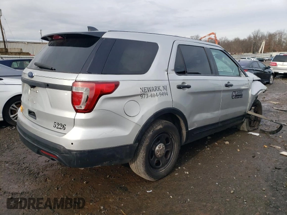 2019 Ford Police Interceptor Utility z VIN 1FM5K8AR3KGA29722, wystawiony jako Copart lot #78384523 z przebiegiem Nie podano mil oraz Szkoda całkowita • Salvage title. Historia ofert i sprzedaży dostępna na DreamBid. Obrazek 3.