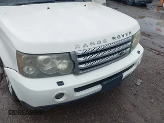 2008 Land Rover Range Rover Sport SC with VIN SALSH23418A150404, listed as a IAAI auction lot 42642914 with 190,007 mi miles and . Bid and sale history available at DreamBid. Image 13.