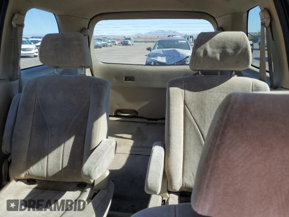 2002 Mazda MPV LX with VIN JM3LW28J020309014, listed as a Copart auction lot 81004584 with 249,161 mi miles and Salvage title. Bid and sale history available at DreamBid. Image 10.