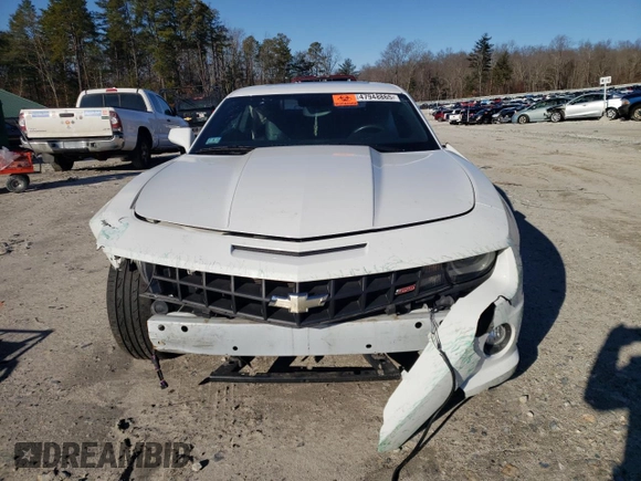 2010 Chevrolet Camaro 2SS z VIN 2G1FK1EJ5A9135194, wystawiony jako Copart lot #47948865 z przebiegiem 43 834 mil mil oraz Tytuł czysty. Historia ofert i sprzedaży dostępna na DreamBid. Obrazek 5.