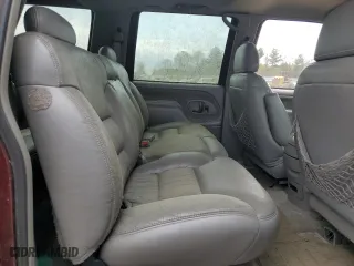 1999 Chevrolet Suburban with VIN 1GNFK16R2XJ328550, listed as a Copart auction lot 53179525 with 170,914 mi miles and Clean Title. Bid and sale history available at carsss.com. Image 11.