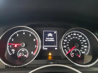 2019 Volkswagen Golf S с VIN 3VWH17AU7KM513737, выставлен на аукционе Copart как лот 55496145 с пробегом 74 182 миль миль и Списание • Salvage title. История ставок и продаж доступна на DreamBid. Изображение 9.