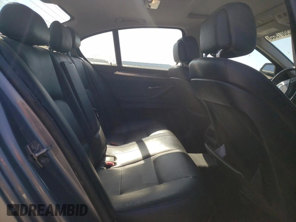 2012 BMW 5 Series 528i with VIN WBAXG5C54CDX06011, listed as a Copart auction lot 55601955 with 146,637 mi miles and Clean Title. Bid and sale history available at carsss.com. Image 10.