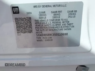 2025 Cadillac CT4 Premium Luxury z VIN 1G6DB5RK3S0110690, wystawiony jako IAAI lot #41540815 z przebiegiem 1 749 mil mil oraz . Historia ofert i sprzedaży dostępna na DreamBid. Obrazek 9.