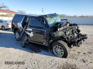 2024 Chevrolet Suburban LS z VIN 1GNSKBKD6RR233296, wystawiony jako Copart lot #83033804 z przebiegiem Nie podano mil oraz Szkoda całkowita • Salvage title. Historia ofert i sprzedaży dostępna na DreamBid. Obrazek 4.