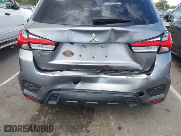 2021 Mitsubishi Outlander SE z VIN JA4APVAUXMU018576, wystawiony jako IAAI lot #42166527 z przebiegiem 126 732 mil mil oraz . Historia ofert i sprzedaży dostępna na DreamBid. Obrazek 17.