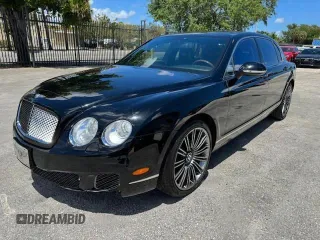 2013 Bentley Flying Spur z VIN SCBBP9ZA8DC078165, wystawiony jako Copart lot #71322884 z przebiegiem 34 679 mil mil oraz Tytuł czysty. Historia ofert i sprzedaży dostępna na DreamBid. Obrazek 1.