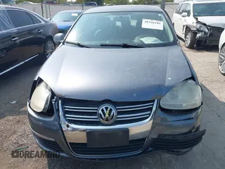 2009 Volkswagen Jetta SE с VIN 3VWRM71K39M128275, выставлен на аукционе IAAI как лот 40320181 с пробегом 164 029 миль миль и . История ставок и продаж доступна на DreamBid. Изображение 12.