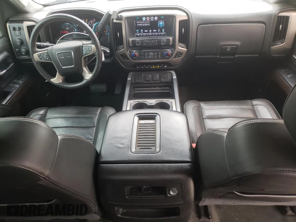 2017 GMC Sierra 2500HD Denali z VIN 1GT12UEG9HF133280, wystawiony jako Copart lot #46063115 z przebiegiem 153 311 mil mil oraz Szkoda całkowita • Salvage title. Historia ofert i sprzedaży dostępna na DreamBid. Obrazek 8.
