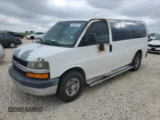 2012 Chevrolet Express Passenger 1LT z VIN 1GAZGYFG1C1125313, wystawiony jako Copart lot #70407264 z przebiegiem Nie podano mil oraz Szkoda całkowita • Salvage title. Historia ofert i sprzedaży dostępna na DreamBid. Obrazek 1.