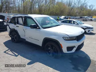 2024 Jeep Grand Cherokee Limited with VIN 1C4RJHBG5R8600766, listed as a IAAI auction lot 42110938 with 13,188 mi miles and . Bid and sale history available at DreamBid. Image 1.