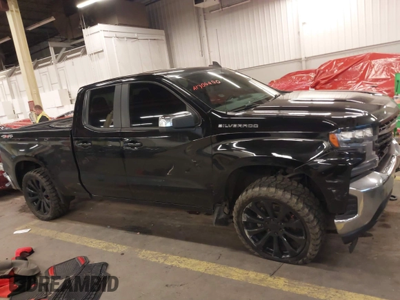 2020 Chevrolet Silverado 1500 LT with VIN 1GCRYDED9LZ130393, listed as a IAAI auction lot 41306400 with 97,654 mi miles. Bid and sale history available at carsss.com. Image 13.